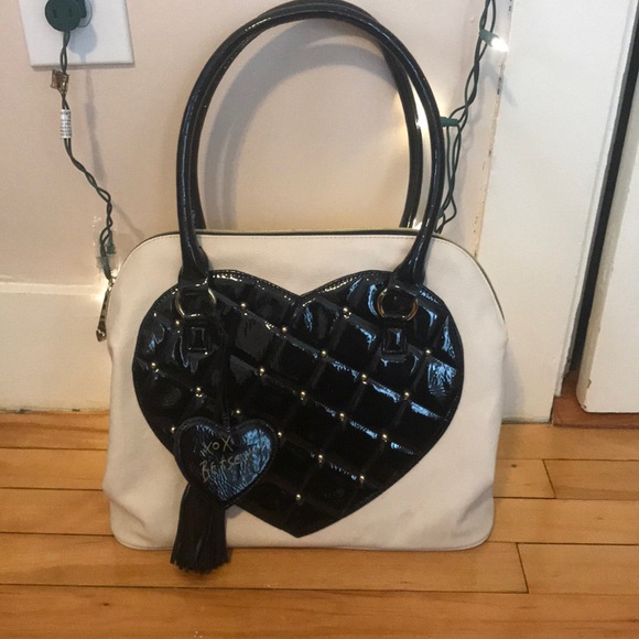 Betsey Johnson Handbags - Betsey Johnson purse